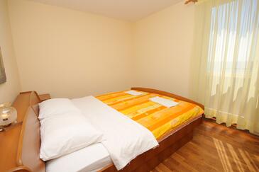 Leiligheter ved sjøen med basseng Povljana, Pag - 6532