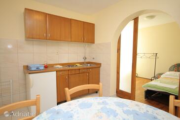 Leiligheter ved sjøen med basseng Povljana, Pag - 6532