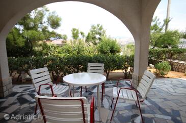 Apartments with parking space Pag - 6535