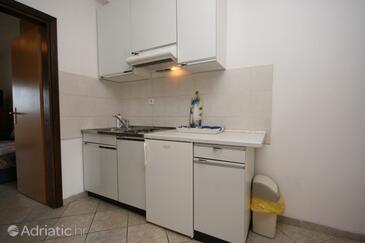 Апартаменти біля моря Мандре - Mandre, Паг - Pag - 6537