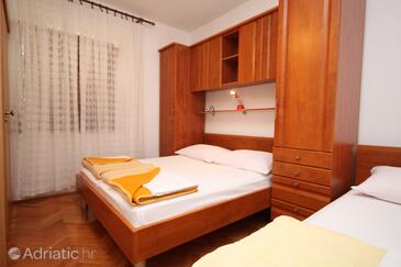 Apartments by the sea Seline, Paklenica - 6544