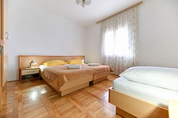 Apartmani uz more Seline, Paklenica - 6564