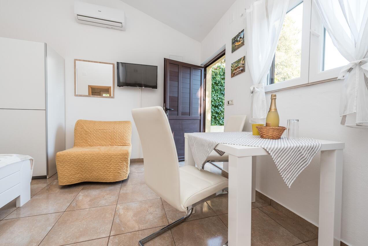 AS-6564-a - Private accommodation - Apartments by the sea Seline, Paklenica