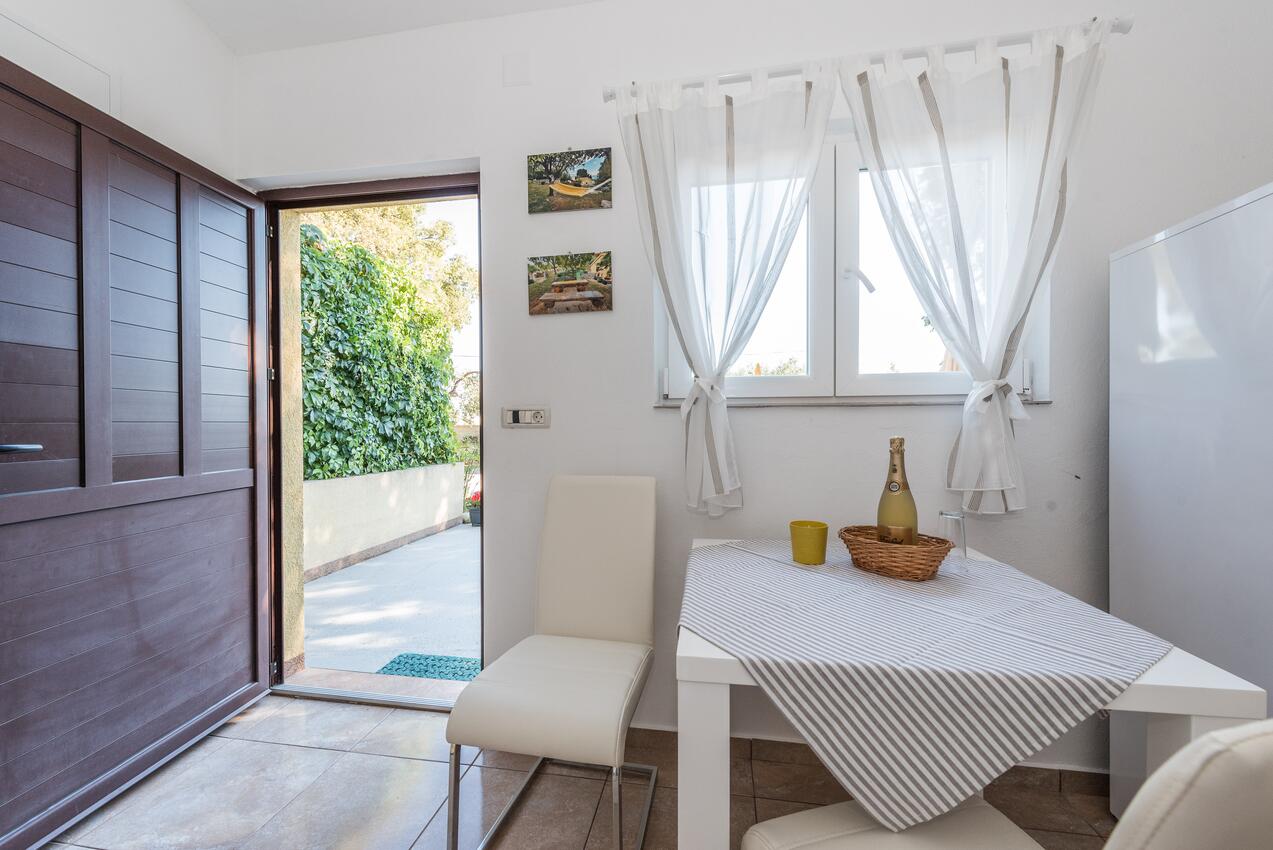 AS-6564-a - Private accommodation - Apartments by the sea Seline, Paklenica