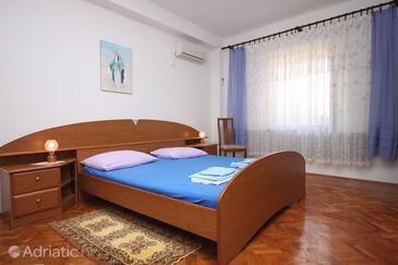 Apartments by the sea Maslenica, Novigrad - 6568