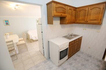 Lejlighedens parkeringsplads Maslenica, Novigrad - 6572