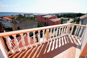 Dvosobni apartman Maslenica, Novigrad (A-6572-a)