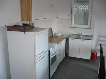 Apartments with parking space Maslenica, Novigrad - 6573