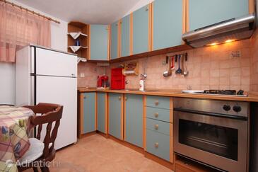 Апартаменты с парковкой Стариград - Starigrad, Пакленица - Paklenica - 6585