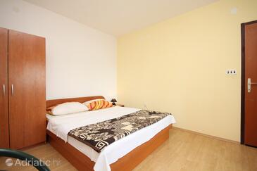 Apartments by the sea Starigrad, Paklenica - 6587