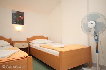 Apartmani i sobe uz more Starigrad, Paklenica - 6591