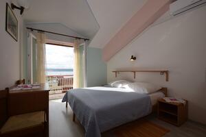 Pokoj Starigrad Pokoj Starigrad, Paklenica (S-6594-b)