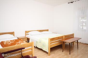 Apartmanok parkolóhellyel Seline, Paklenica - 6604