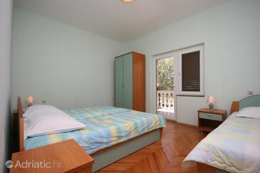Apartments and rooms with parking space Starigrad, Paklenica - 6606