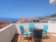 Baška Voda, Terrace in the apartment, with a sea view and WiFi.