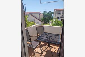 Appartamento di una stanza Bascavoda - Baška Voda, Macarsca - Makarska (A-6612-c)