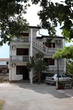 Ferienwohnungen Mit Parkplatz Starigrad, Paklenica - 6618 - Starigrad-Paklenica