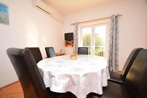 Three bedroom apartment Starigrad Three bedroom apartment Starigrad, Paklenica (A-6624-b)