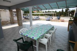 2-Zimmer-Ferienwohnung Seline 2-Zimmer-Ferienwohnung Seline, Paklenica (A-6628-a)