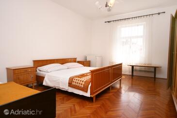 Apartments with parking space Seline, Paklenica - 6628