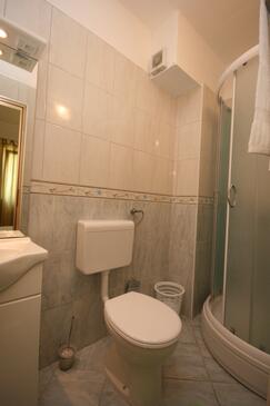 Apartments with terrace Makarska, Central Dalmatia