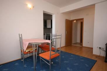 Apartments with terrace Makarska, Central Dalmatia