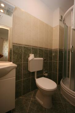 Apartments with terrace Makarska, Central Dalmatia