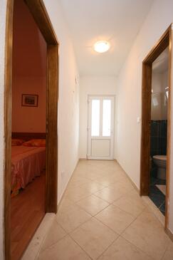 Apartments with terrace Makarska, Central Dalmatia
