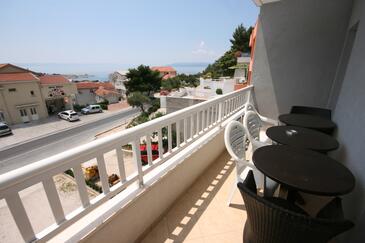 Apartments with terrace Makarska, Central Dalmatia