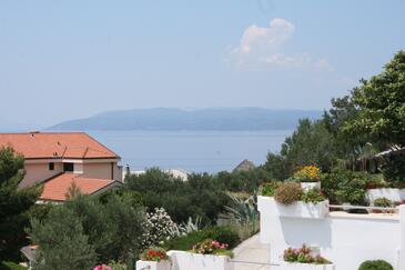 Apartments with terrace Makarska, Central Dalmatia