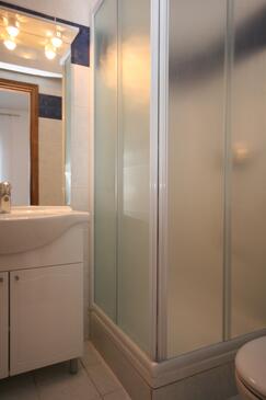 Apartments with terrace Makarska, Central Dalmatia