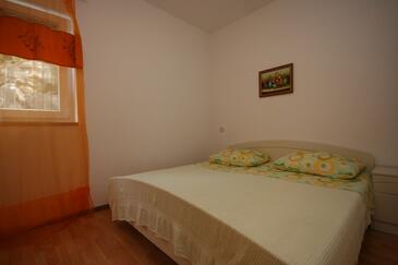 Apartments with terrace Makarska, Central Dalmatia