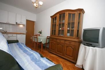 Apartments with terrace Makarska, Central Dalmatia