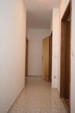 Apartments with terrace Makarska, Central Dalmatia