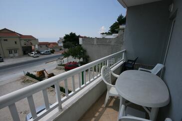 Apartments with terrace Makarska, Central Dalmatia
