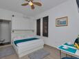 Makarska, Спальня в розміщенні типу studio-apartment, доступний кондиціонер і WiFi.