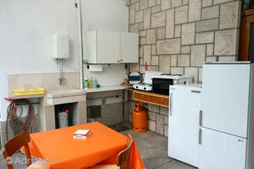 Апартаменти і кімнати з паркуванням Макарска - Makarska - 6644