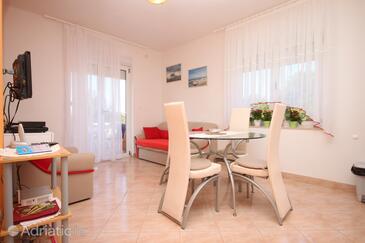 Appartements avec parking Starigrad, Paklenica - 6650