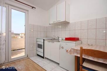 Apartmaji s parkingom Makarska - 6654