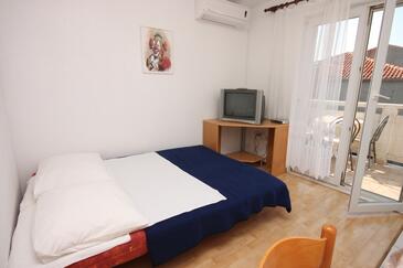Apartmaji s parkingom Makarska - 6654