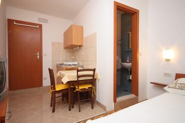 Studio flat Drvenik Donja vala, Makarska (AS-6658-b(