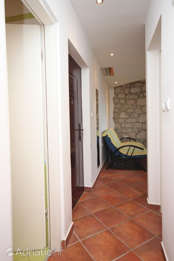 A-6661-a - Private accommodation - Apartments by the sea Gradac, Makarska