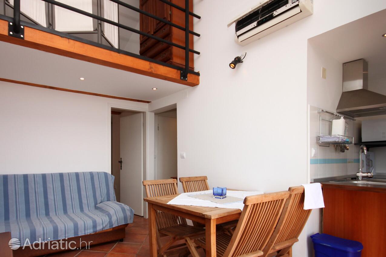 A-6661-b - Private accommodation - Apartments by the sea Gradac, Makarska