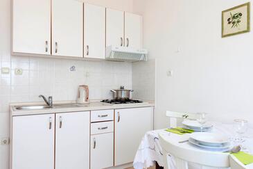 Apartmaji in sobe ob morju Podgora, Makarska - 6671