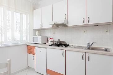 Apartmani i sobe uz more Podgora, Makarska - 6671