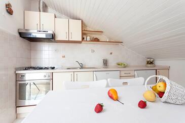 Apartmani i sobe uz more Podgora, Makarska - 6671
