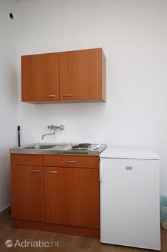 Apartments by the sea Brela, Makarska - 6674