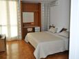 Brela, Bedroom 2 in the apartment, air condition available, (pet friendly) and WiFi.