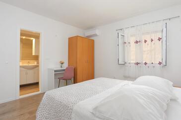 Appartements avec terrasse Brela, Dalmatie Centrale