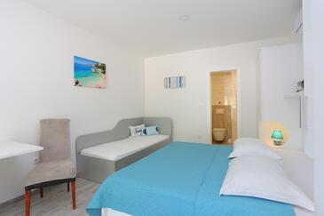 Appartements avec terrasse Brela, Dalmatie Centrale